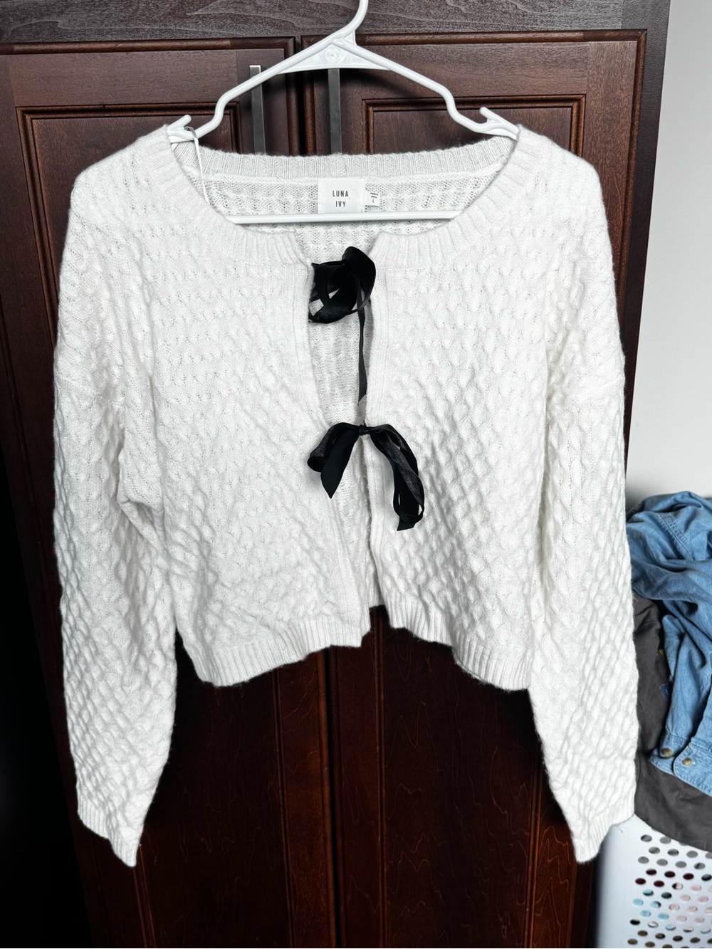 Luna Ivy Off White Cropped Coquette Ribbon Tie Front Cardigan Sweater L
